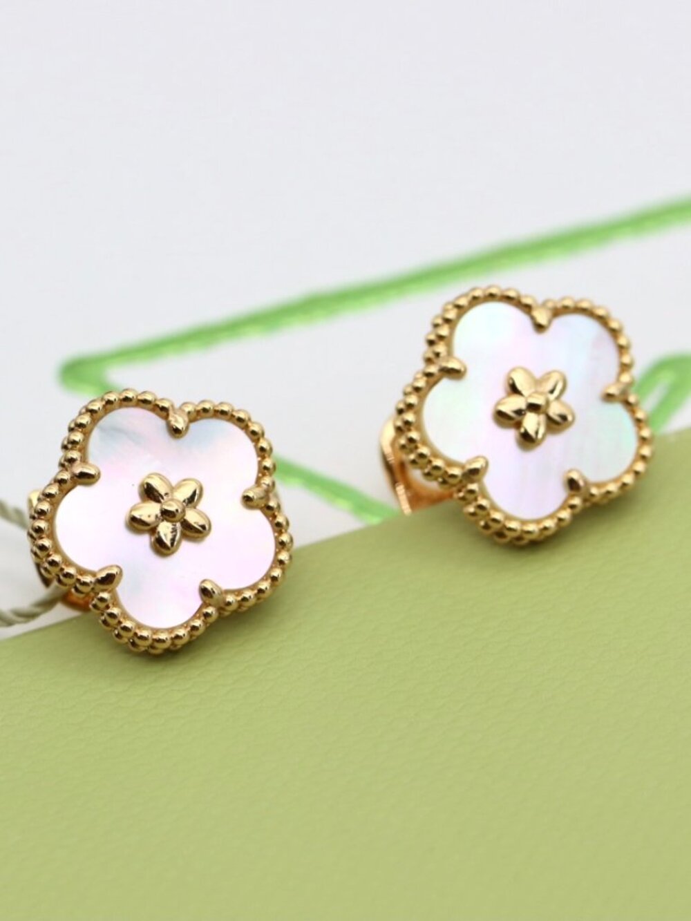 Van Cleef & Arpels White Earrings